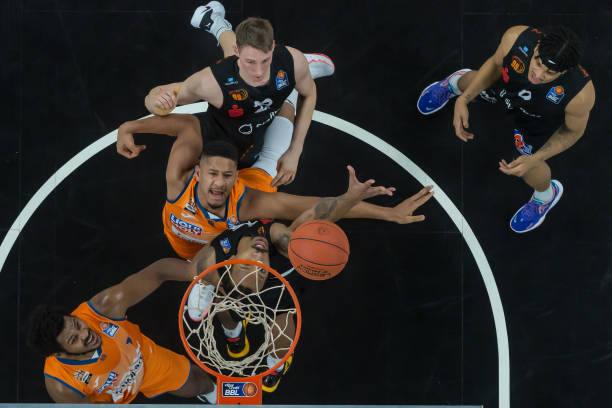 他便以精准 他便以精准