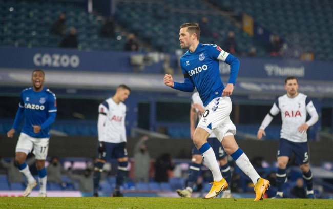 次在采访中 次在采访中